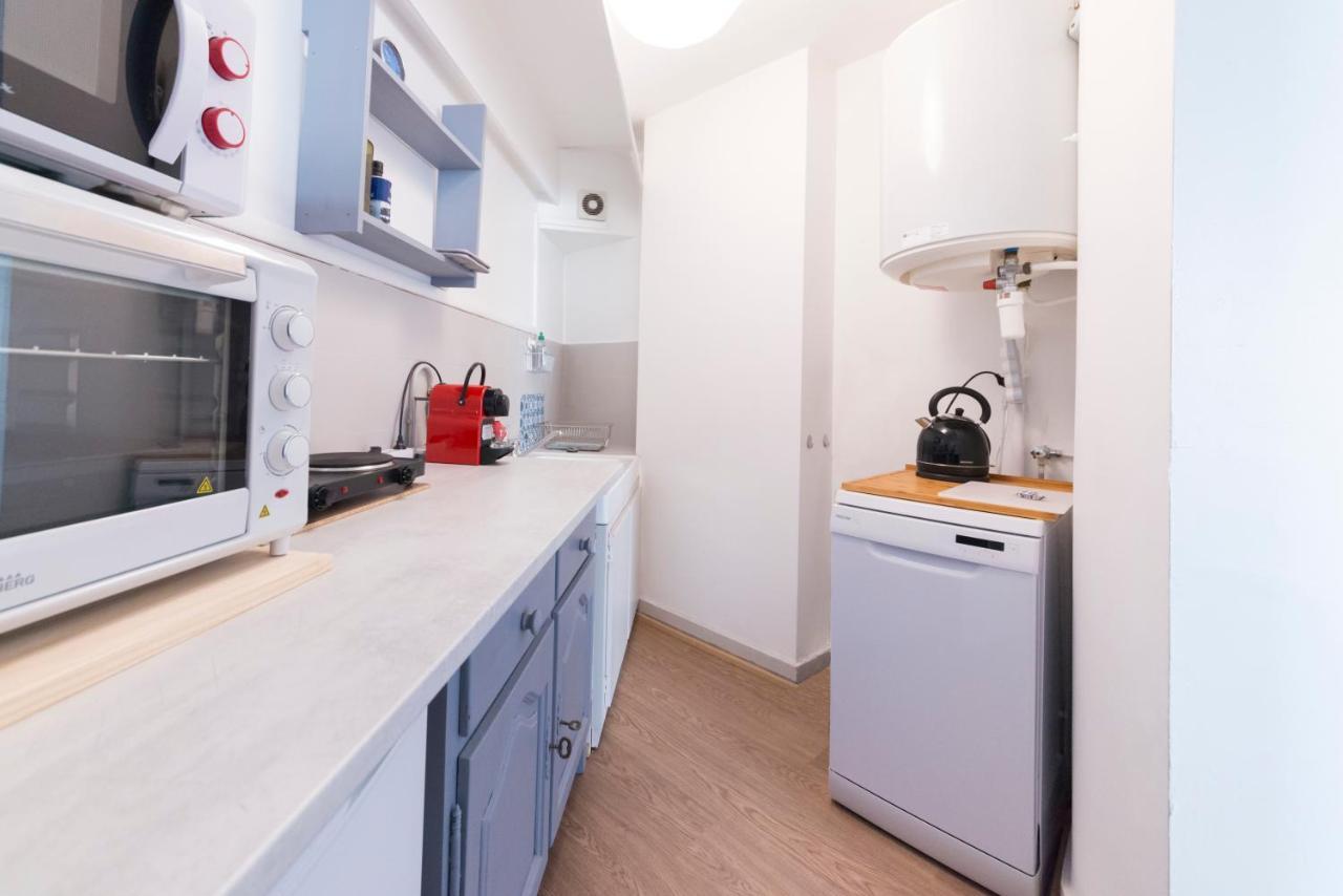 Appartement De Charme - Vue Sur Remparts - Wifi Gratuit - Parking Payant A Proximite 아비뇽 외부 사진