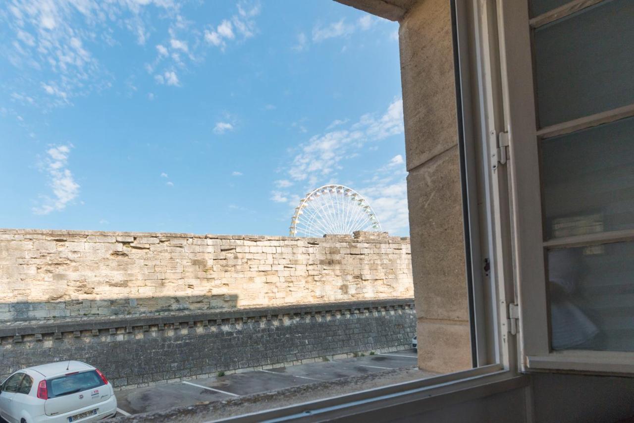 Appartement De Charme - Vue Sur Remparts - Wifi Gratuit - Parking Payant A Proximite 아비뇽 외부 사진