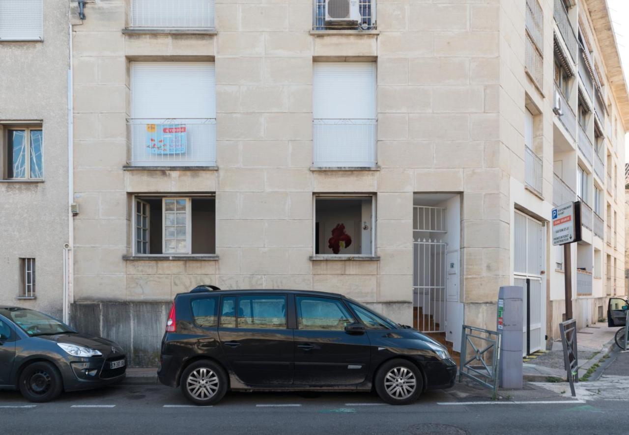 Appartement De Charme - Vue Sur Remparts - Wifi Gratuit - Parking Payant A Proximite 아비뇽 외부 사진